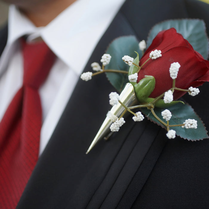 Create the Perfect Groom's Buttonhole in Under 5 Minutes!