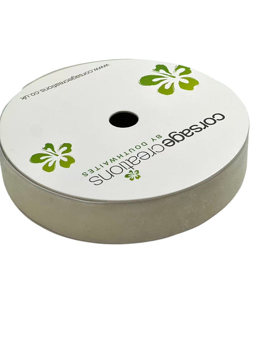 25mm Velvet Ribbon - Cream (25mm x 10m)